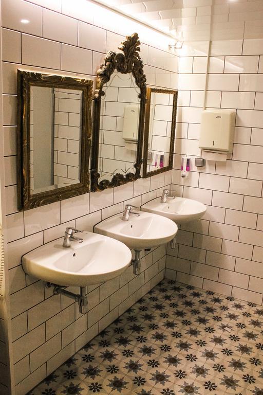 Pars Teatro Hostel (Adults Only) Barcelona Phòng bức ảnh