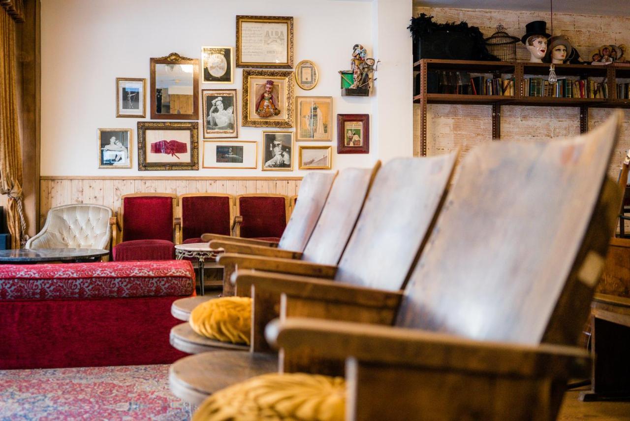Pars Teatro Hostel (Adults Only) Barcelona Ngoại thất bức ảnh